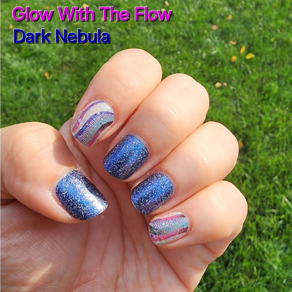*Exclusive* Color Street: Glow With the Flow (Accent Pack) | Nude Glitter Curve - Picture 7 of 11